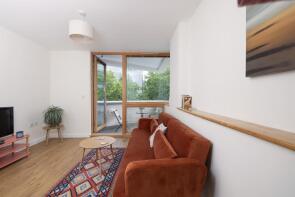 Flat 10, Waverley House, Cathedral Walk, City Centre, Bristol BS1 5LW