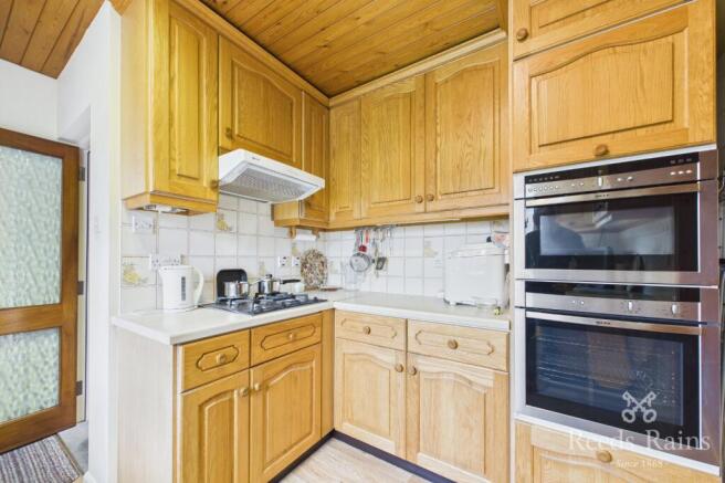 2 bed Bungalow for sale Image 7