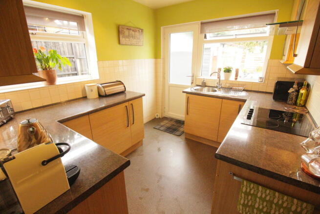 Photo 11
