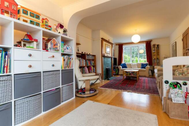 46 Broadwater Avenue (7 of 42).jpg