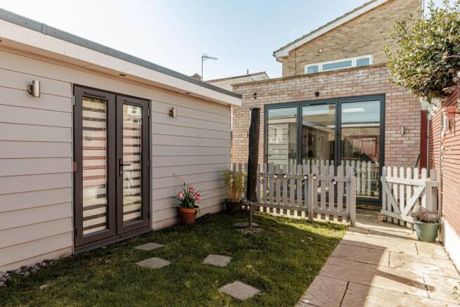 Rear Garden (2)