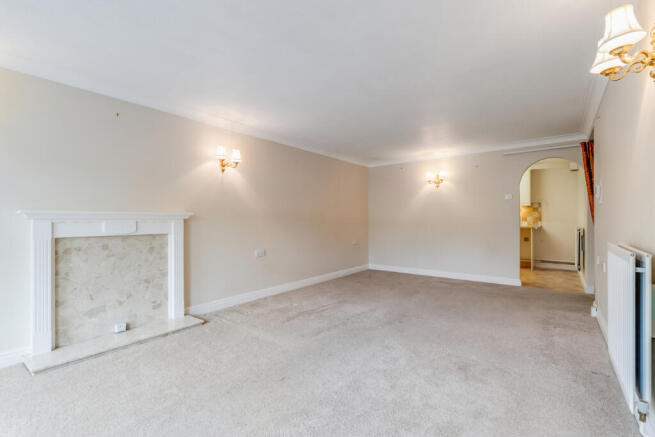 2 bed Retirement Property for sale Image 5