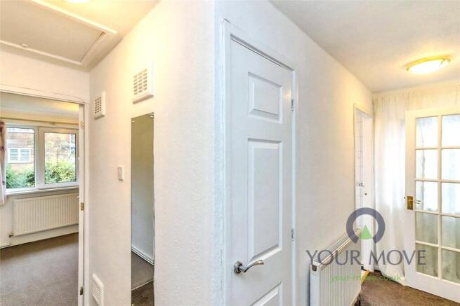 2 bed Flat to rent Image 6