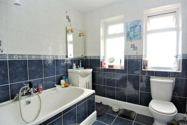 SR Bath.JPG