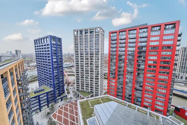 1415704-4-6996175...