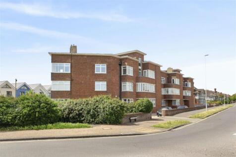 George V Avenue, Worthing