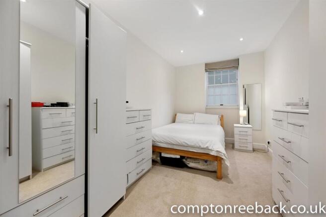 CR - 89 South Lodge - Bedroom 2.jpg