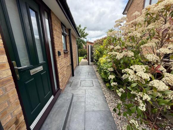 2 bed Not Specified for sale Image 9