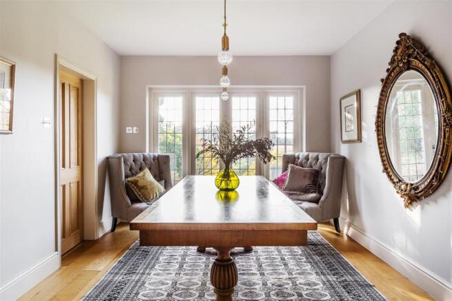 house. estate agency Hindhead