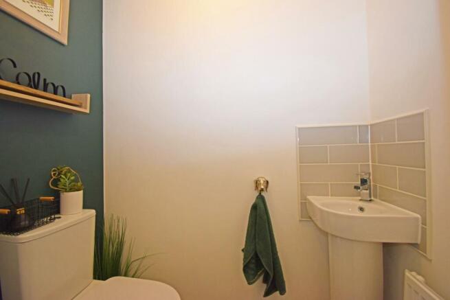 16 Furnival Drive, cloakroom.jpg