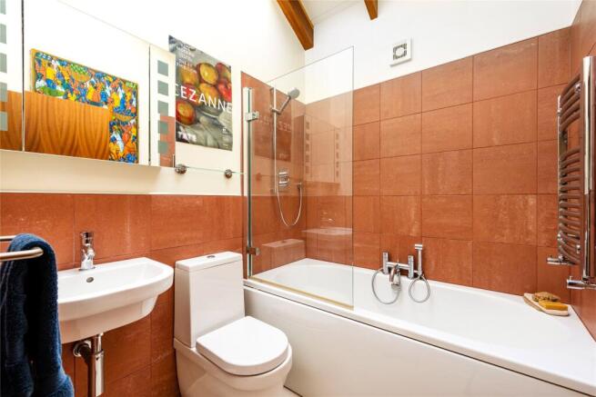 Bedroom Two En Suite