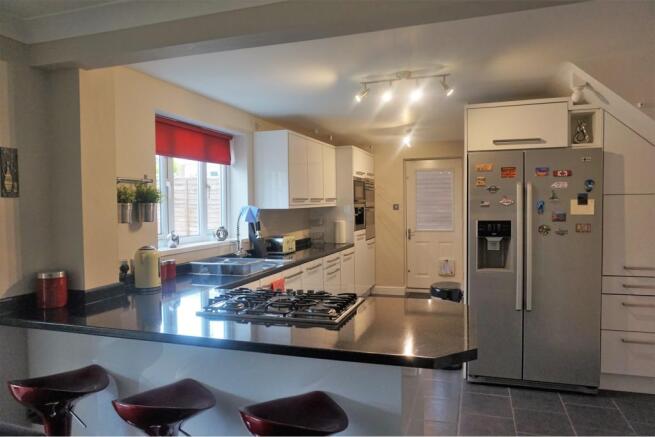 Kitchen / Breakfast