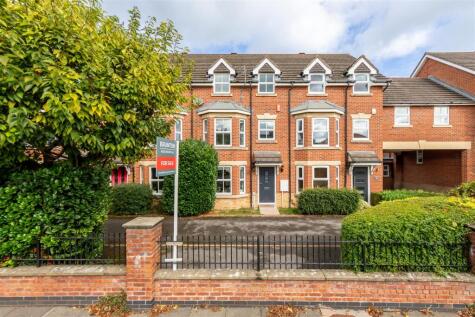 Broadway West, Gosforth, NE3