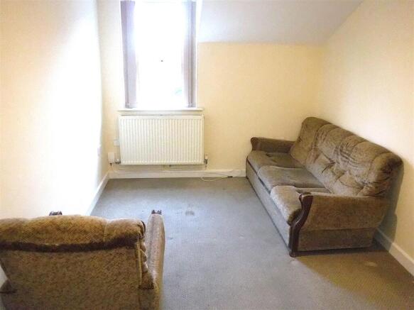 Lounge 2.JPG