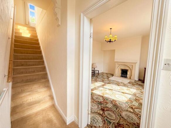 2 bed Terraced for sale Image 10