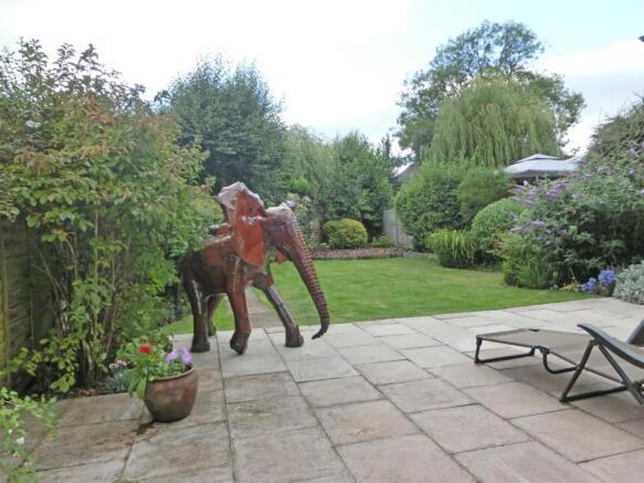 PRIVATE REAR GARDEN