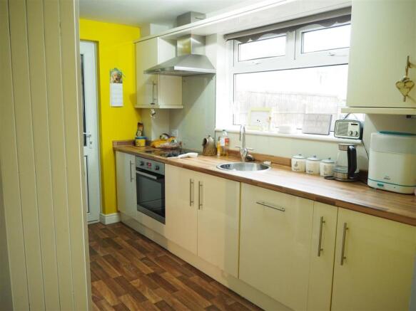 Fitted Kitchen 721