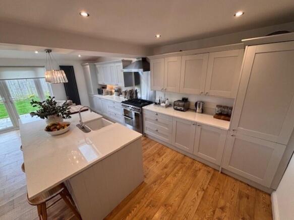 Kitchen 4