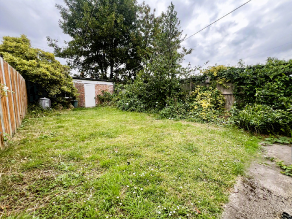 5 bed Terraced for sale Image 8