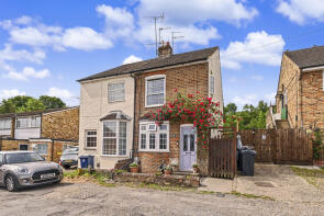 58, Woodley Hill, Chesham HP5 1SL