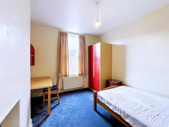 6 bed Terraced for sale Image 10