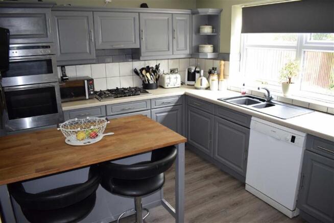 Fitted Kitchen