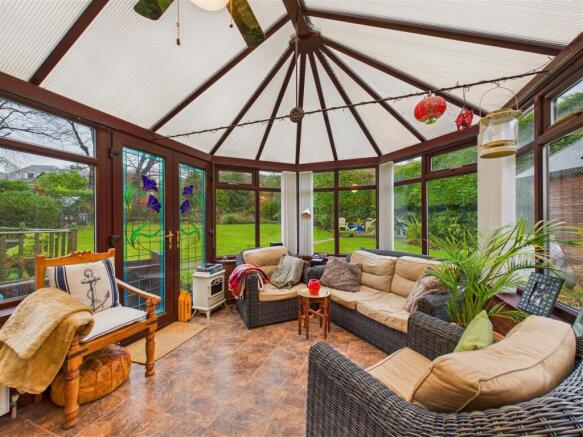 3 bed Detached for sale Image 10