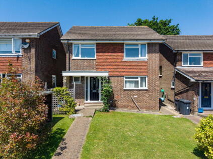 Rother Close, Crowborough, TN6 3AY