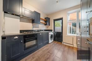 Flat 2, Avenue House, Kings Avenue, London SW4 8BE