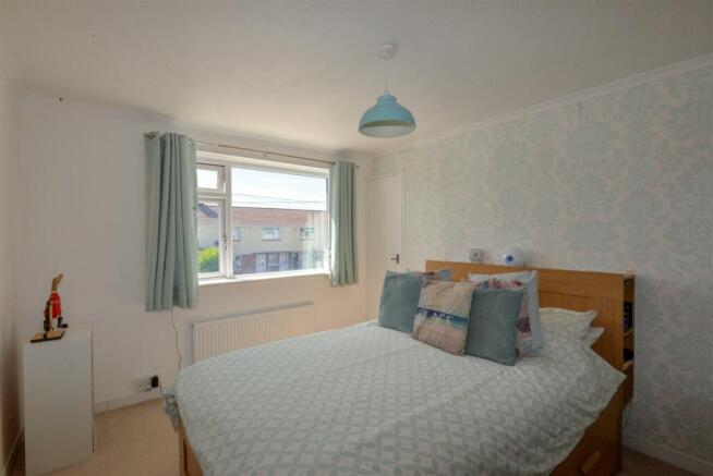 Bedroom1 3.jpg