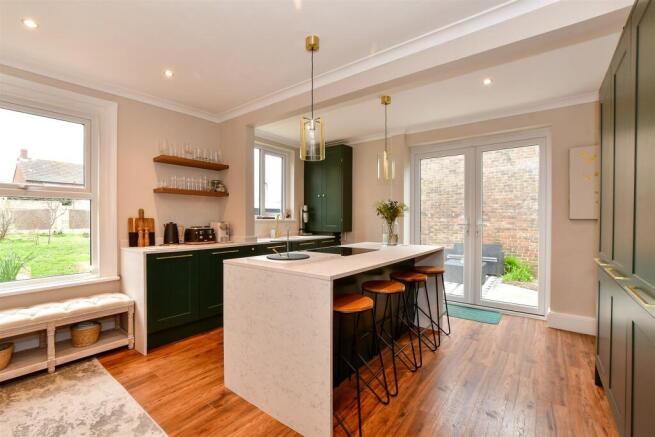 Kitchen/Dining Room