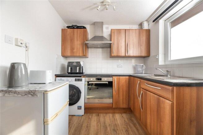 1 bed Apartment for sale Image 6