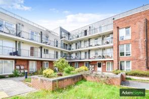 Flat 7, 66 Holdsworth Lodge, Lankaster Gardens, East Finchley, London N2 9FE