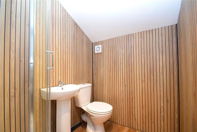 1 bed Apartment to rent Image 10