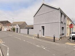 26, George Street, Llanelli SA15 2NB