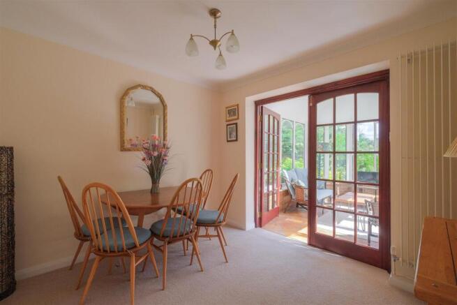 4 bed Detached for sale Image 7