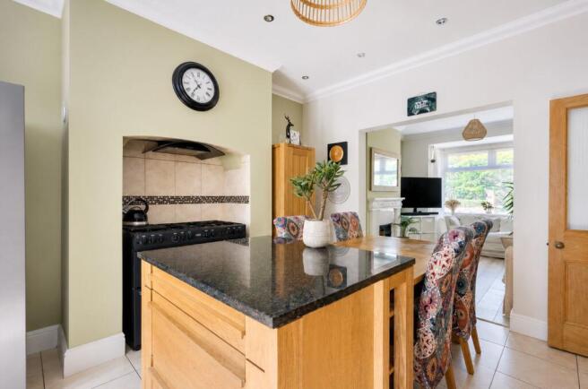 3 bed Terraced for sale Image 4