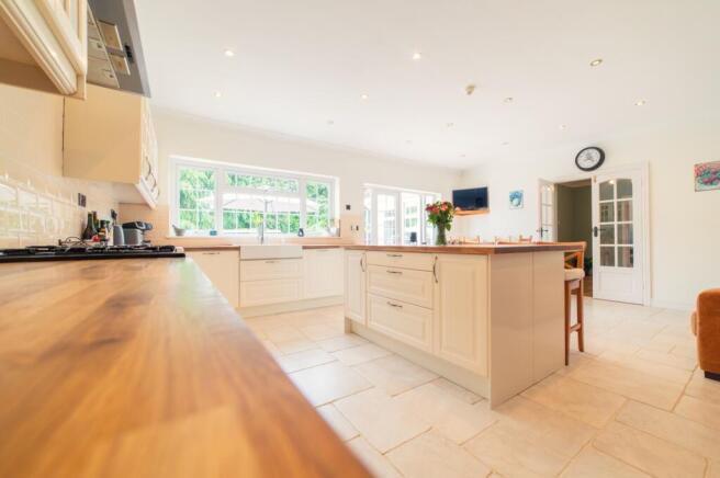 Call 02920 454555 to secure your viewing_22
