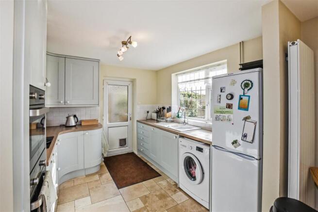 Kitchen area.JPG
