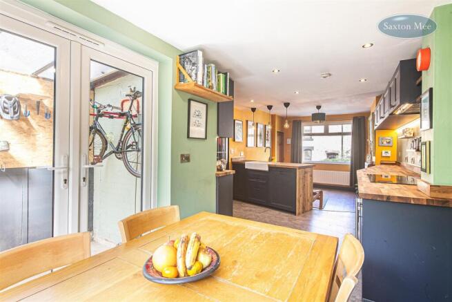 3 bed Semi-Detached for sale Image 7