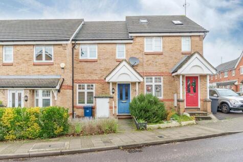 Magnolia Gardens, Edgware, HA8