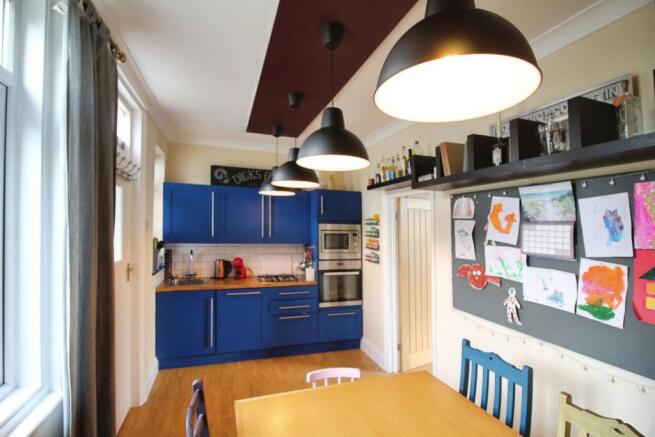 3 bed Terraced for sale Image 7