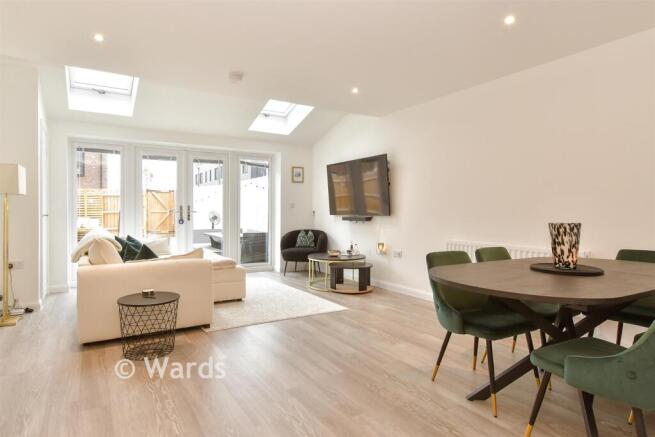 Kitchen/Lounge/ Dining Area