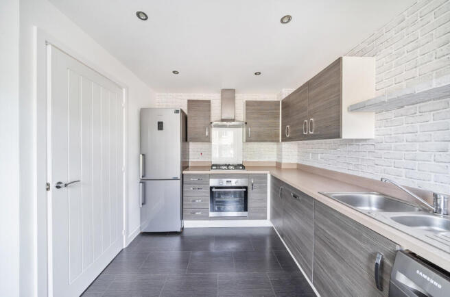 130151296838866606916