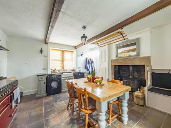 3 bed Detached for sale Image 5
