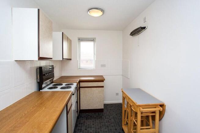 Course Park Crescent, Fareham, Hampshire, PO14 photo 4