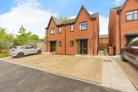 Pear View, Manchester, M34