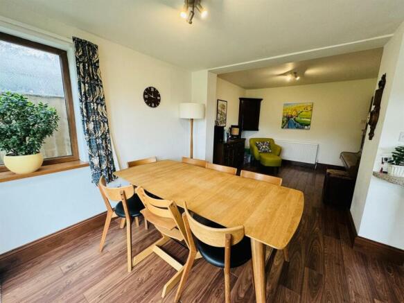 Kitchen Diner Living Area