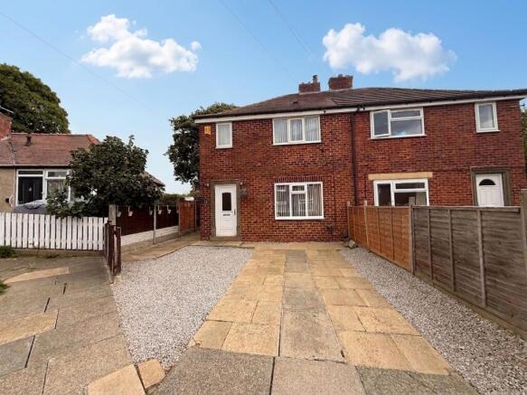 2 bed Semi-Detached for sale Image 5