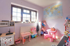 94, Cooks Spinney, Harlow CM20 3BN